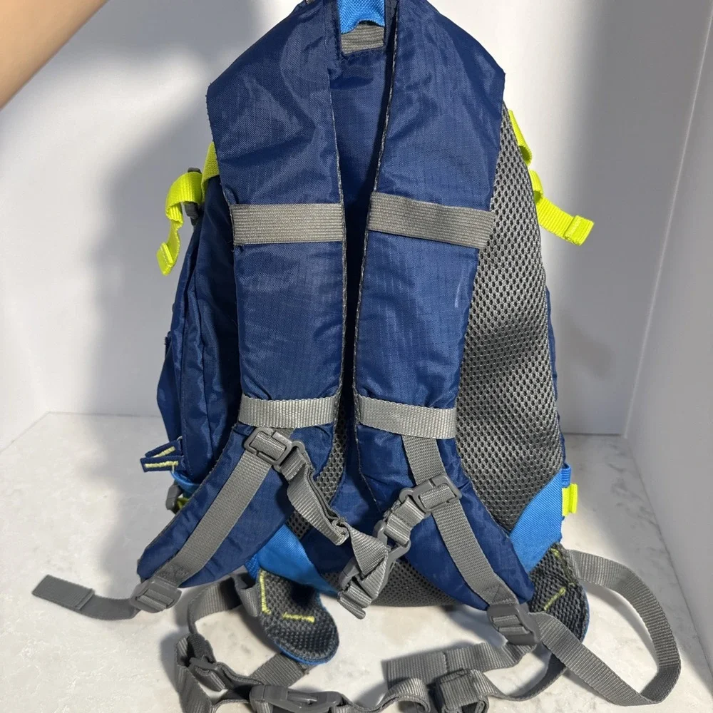 Ozark Trail 2 Liter Hiking Hydration Backpack MISSING Water Reservoir